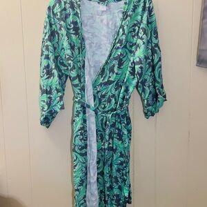 Vera Bradley Wicked Woven Viscose Robe in Green Scroll Print